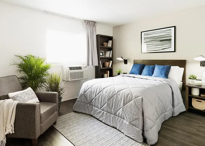 Intown Suites Extended Stay Clearwater Fl
